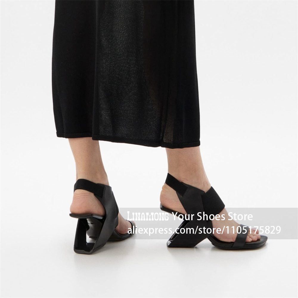 Sculpturale geometrische sanda - Summer Clothing Sale recensie en prijs